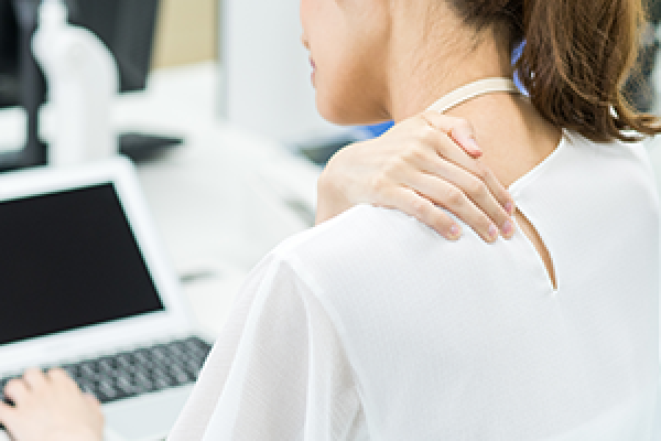 肩こり・腰痛の原因、効果的な施術とは?詳しく解説サムネイル